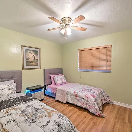 Canalfront Cape Coral Home With Patio And Grill!